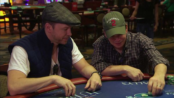 Wahlburgers - Viva Paul Vegas