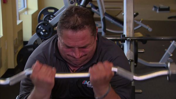 Wahlburgers - The Weight Is Over