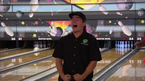 Wahlburgers - Bowling For Burgers