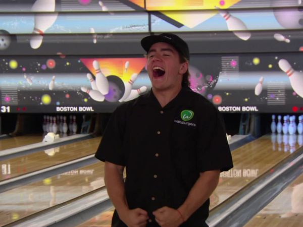 Wahlburgers - Bowling For Burgers