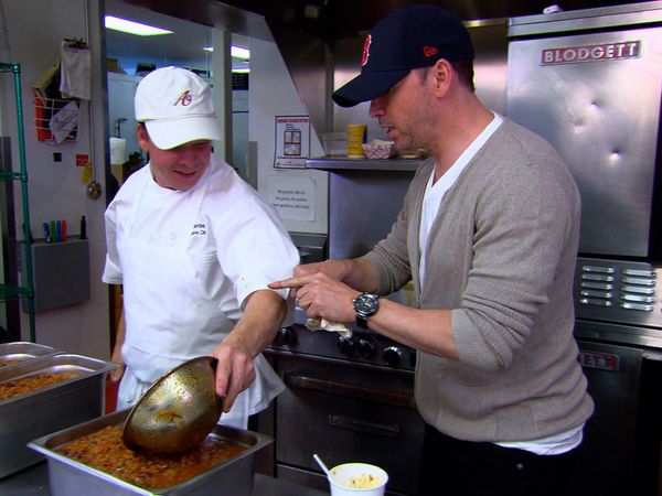 Wahlburgers - Trading Places