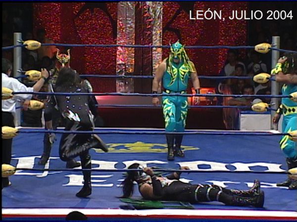 Lucha libre AAA - LEÓN