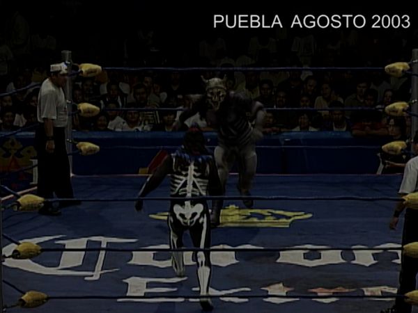 Lucha libre AAA - PUEBLA