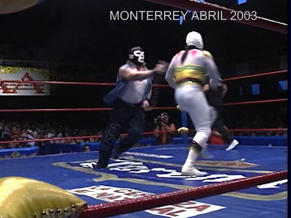 Lucha libre AAA - LEÒN