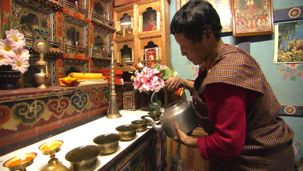 Asia's Monarchies - Bhutan: Land of the Thunder Dragon