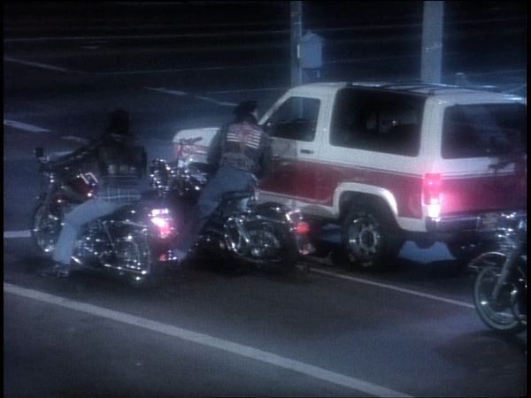 Unsolved Mysteries with Dennis Farina - Episode: 4