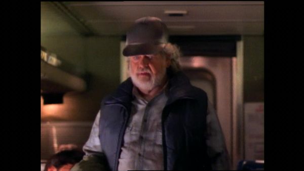 Unsolved Mysteries with Dennis Farina - Episode: 14