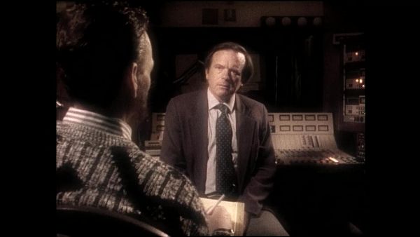 Unsolved Mysteries with Dennis Farina - Episode: 11