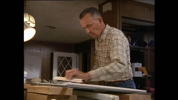 Unsolved Mysteries with Dennis Farina - Episode: 16