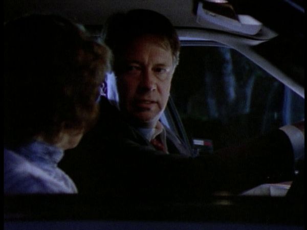 Unsolved Mysteries with Dennis Farina - Episode: 14