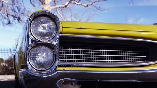 Car Hunters - Drop Top and Roll