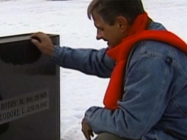 It's A Miracle - 304: Winds Bring an Angel; Miracle on Flight 1815; Dog Overboard