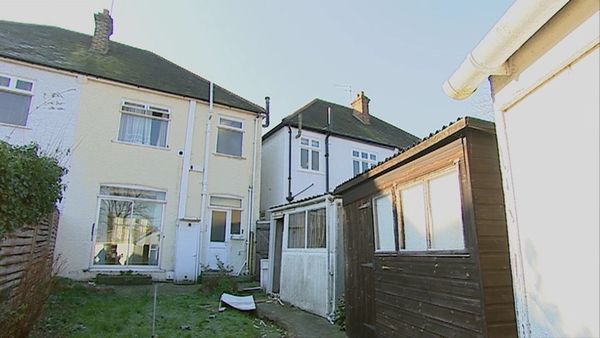 Homes Under The Hammer - Episode 3