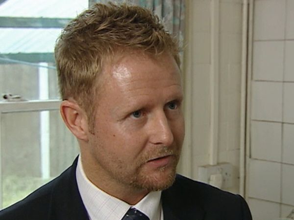 Homes Under The Hammer - Episode 8