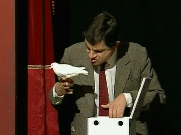 Mr. Bean - Mr. Bean Goes to Town