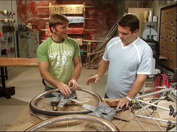 Junk Brothers - The Desk & The Bike