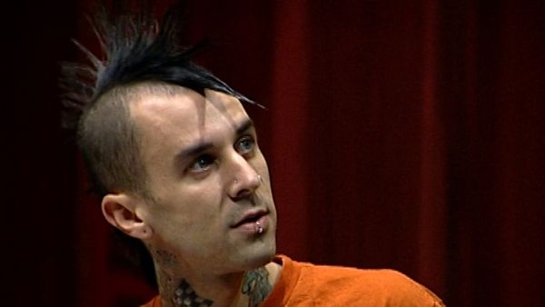 Punk'd - Jaime Pressly, Blink 182 (Travis)