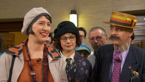 Antiques Roadshow UK - Senate House 1