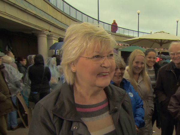 Antiques Roadshow UK - Eastbourne Bandstand 2