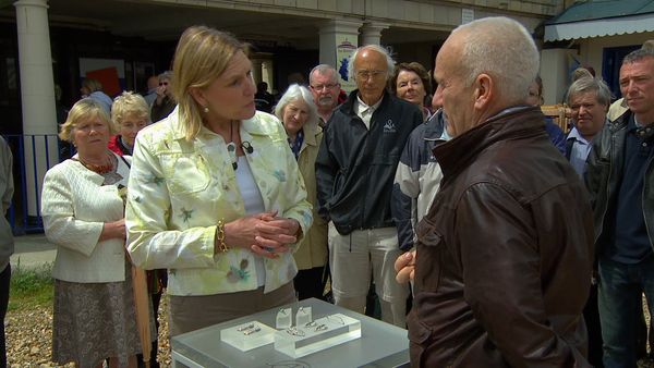 Antiques Roadshow UK - Eastbourne Bandstand 1