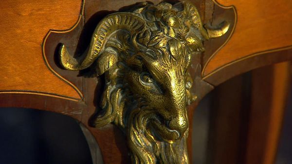 Antiques Roadshow UK - Chatham Historic Dockyard 2