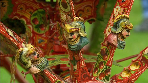 Antiques Roadshow UK - Chepstow Racecourse 1
