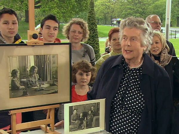 Antiques Roadshow UK - Balmoral Royal Special
