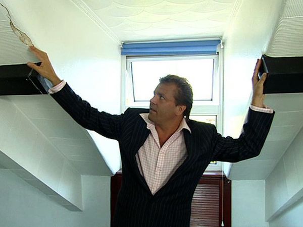 Homes Under The Hammer - Episode 6