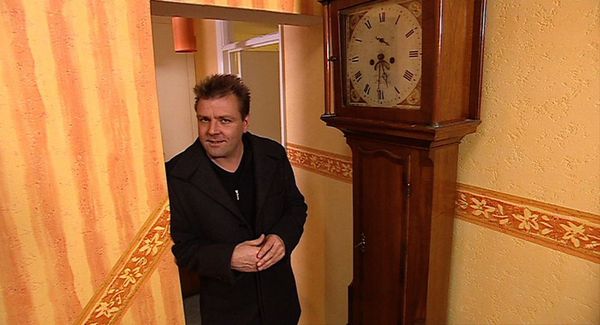 Homes Under The Hammer - Episode 9