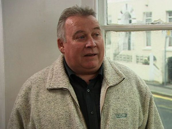 Homes Under The Hammer - Episode 19