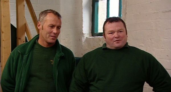 Homes Under The Hammer - Episode 16