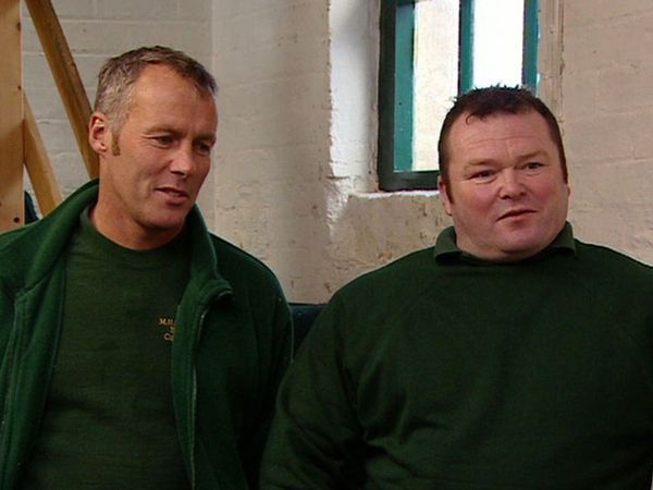 Homes Under The Hammer - Episode 16