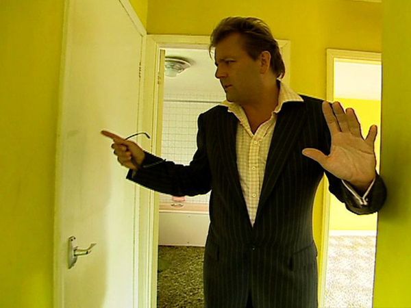 Homes Under The Hammer - Episode 8