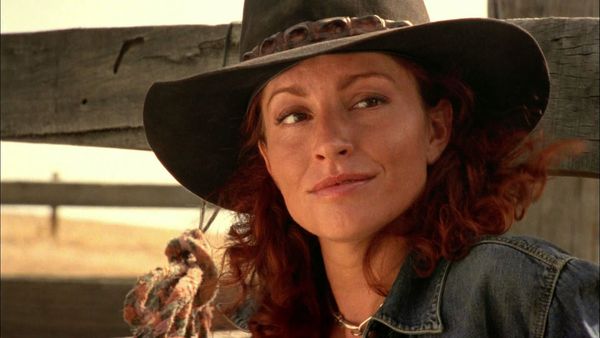 McLeod's Daughters - For Love or Money
