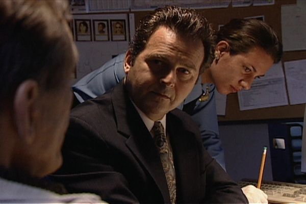 Los nuevos detectives - The New Detectives (LAS)