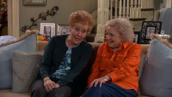 Hot in Cleveland - Cleveland Fantasy Con