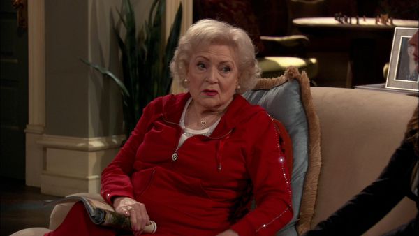 Hot in Cleveland - The Gateway Friend