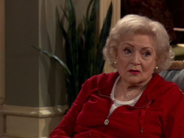 Hot in Cleveland - The Gateway Friend