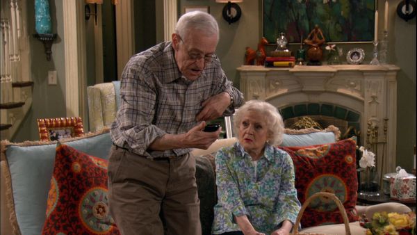 Hot in Cleveland - One Thing Or A Mother