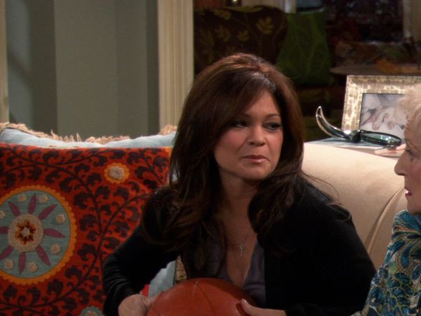 Hot in Cleveland - LeBron is Le Gone