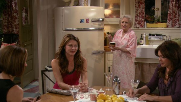 Hot in Cleveland - Who's Your Mamma