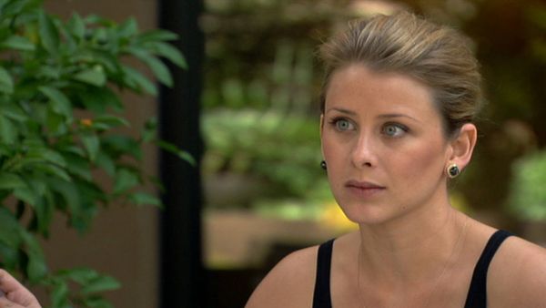 The Hills - Loves Me Not