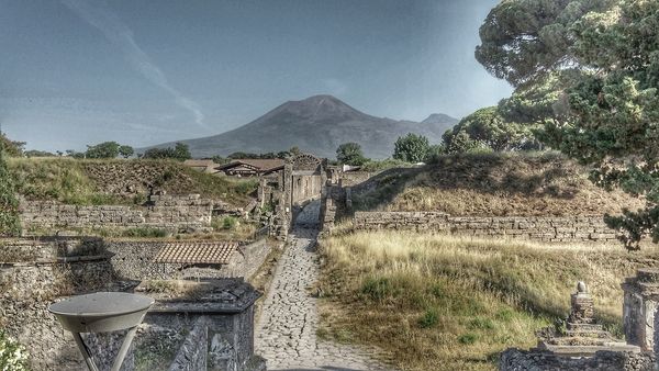 Pompeii's Final Hours: New Evidence - Episode 1