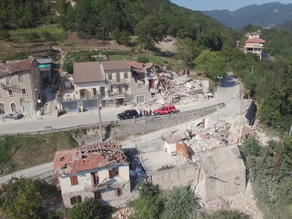 The Disaster Diaries - A Year of Floods and Fire (2016)
