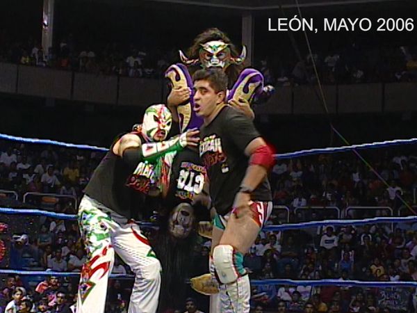 Lucha libre AAA - LEON