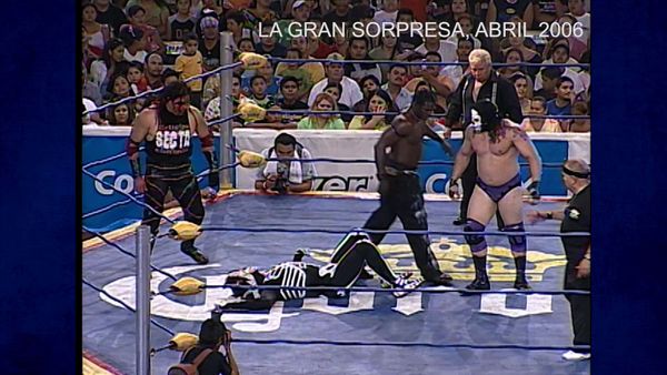 Lucha libre AAA - LA GRAN SORPRESA