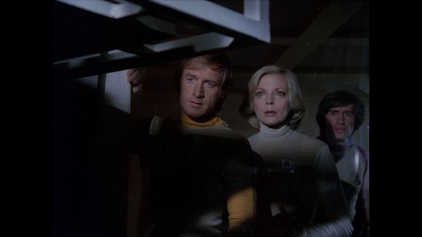 Space: 1999 - Space Warp