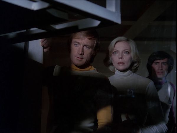 Space: 1999 - Space Warp