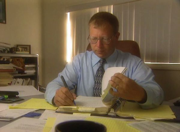 Cold Case Files Classic - The Merry Widow/The Missing Informant