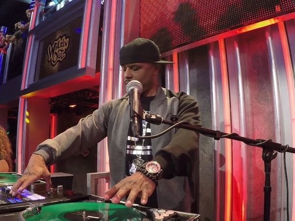 Nick Cannon Presents: Wild 'N Out - Chris Paul/ILoveMemphis